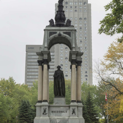 macdonalds statue montreal